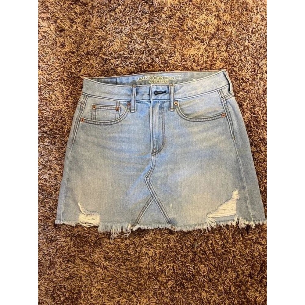 American Eagle denim skirt SZ 0